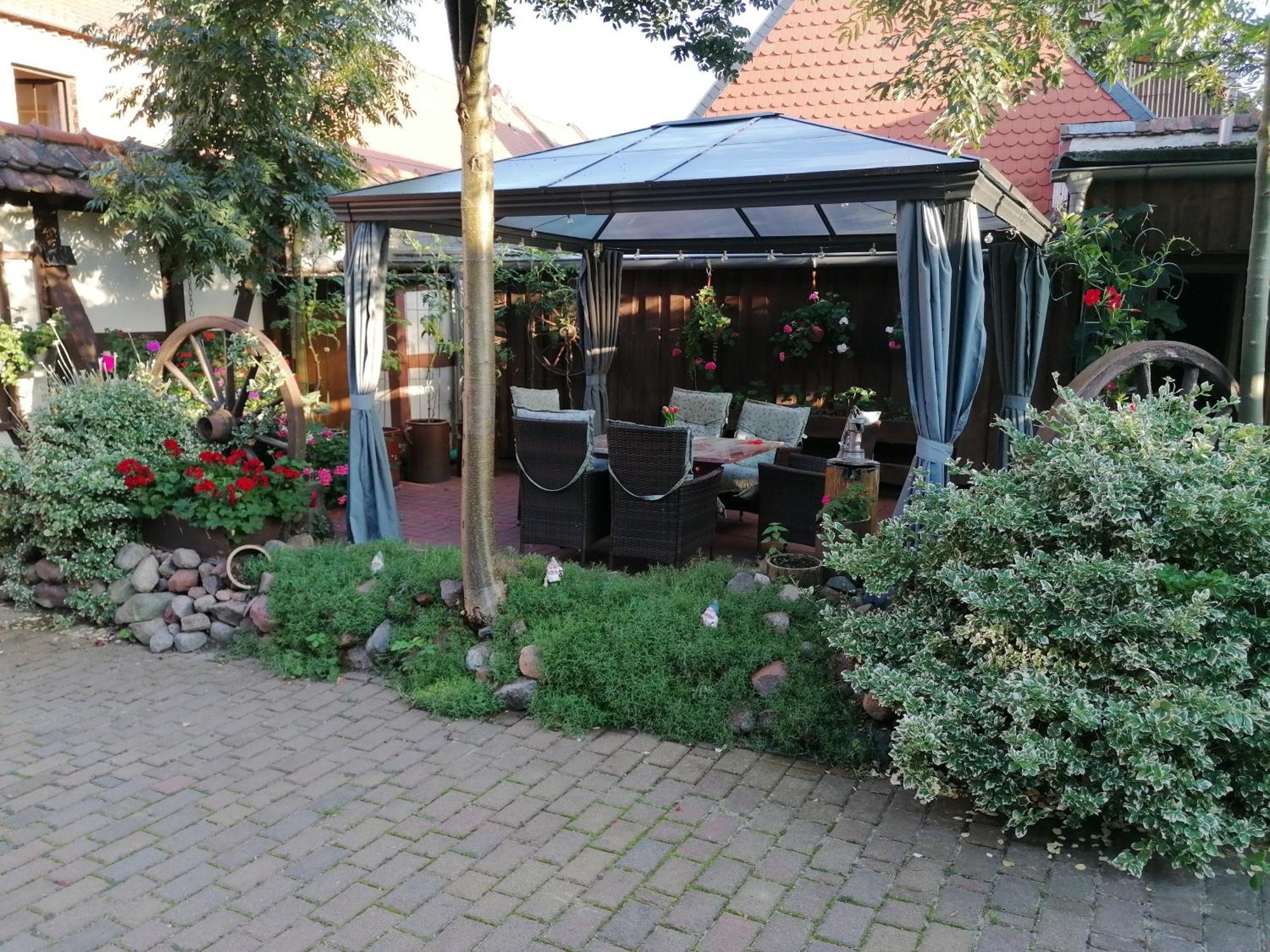 Pension Am Buhnenkopf Tangermünde Extérieur photo